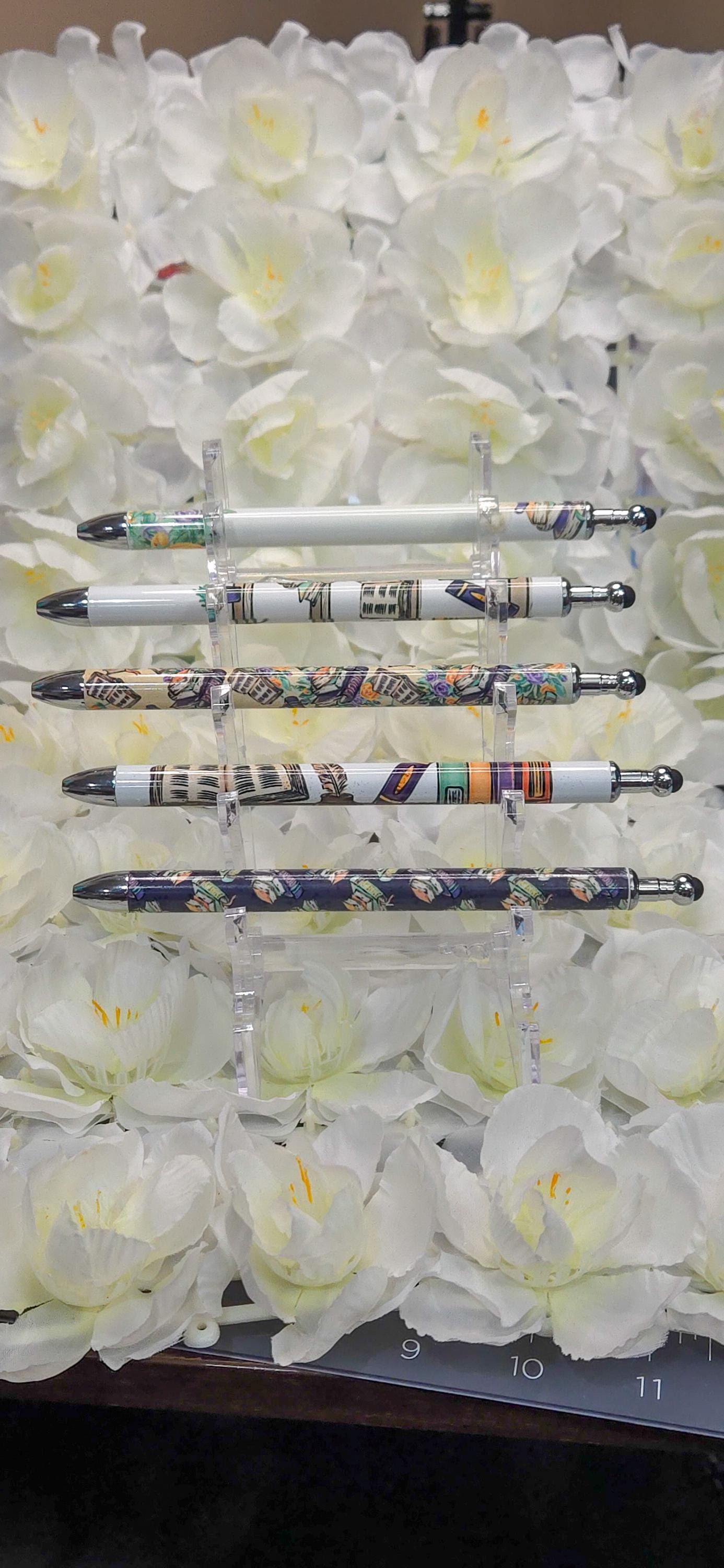 Book Lover Reader Refillable Retractable Gel Pen
