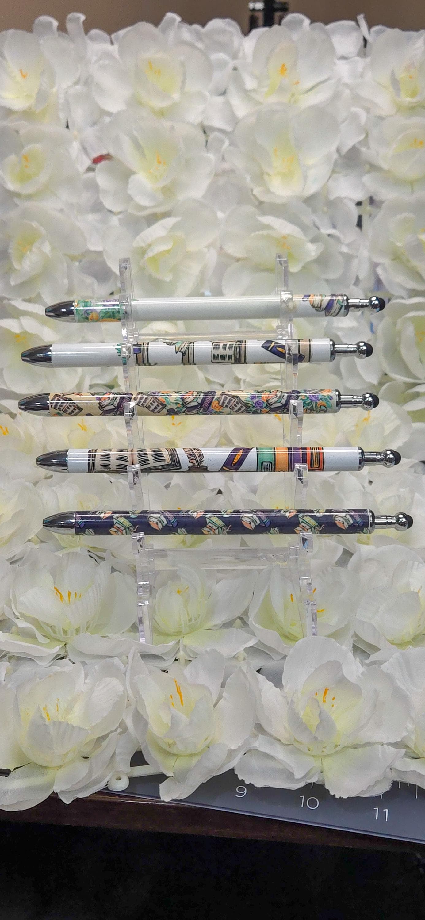 Book Lover Reader Bookish Vibes Refillable Retractable Gel Pen