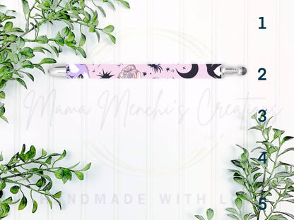 Pastel Goth Skulls Refillable Retractable Gel Pen