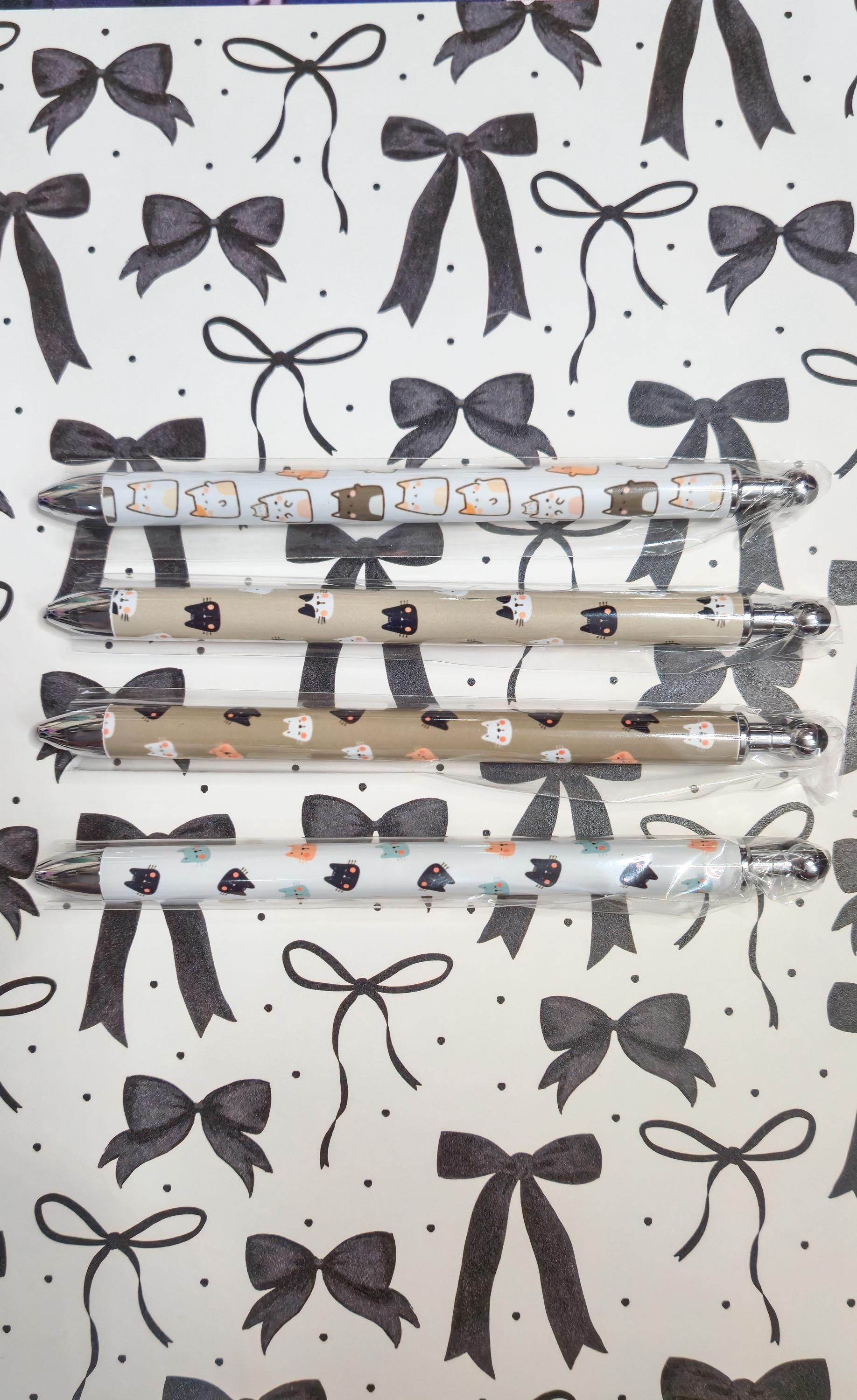 Neutral Kitties Refillable Retractable Gel Pen