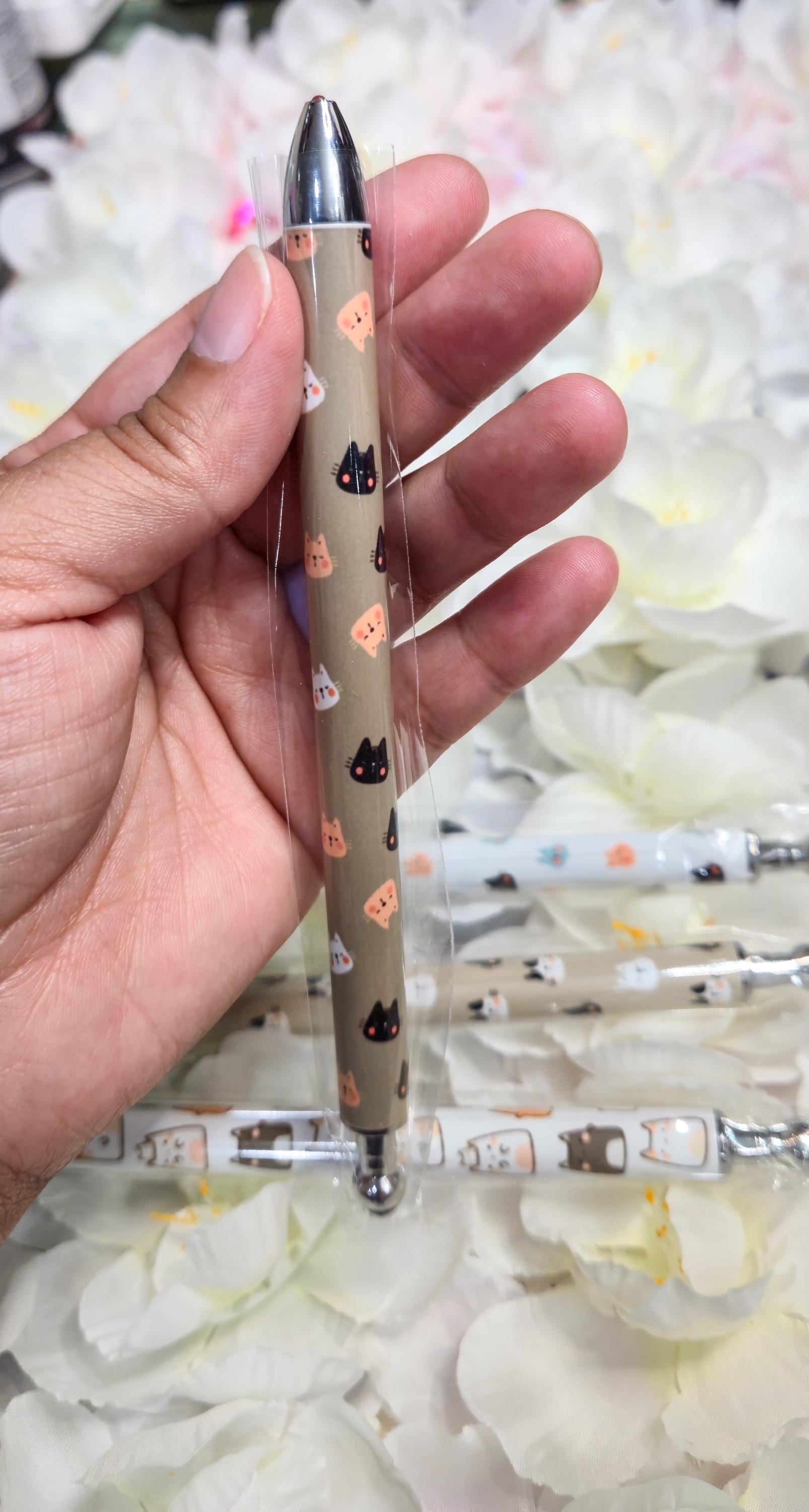 Neutral Kitties Refillable Retractable Gel Pen